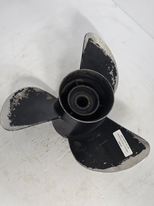 688-45930-02-98 688-45930-02-00 Yamaha K Series 13 x 17 RH Stainless Steel Propeller – 15 Spline | Genuine Used Part
