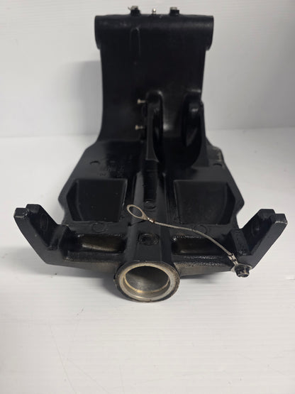 818904T1 8M0220957 Mercury Swivel Bracket | Genuine Used Part