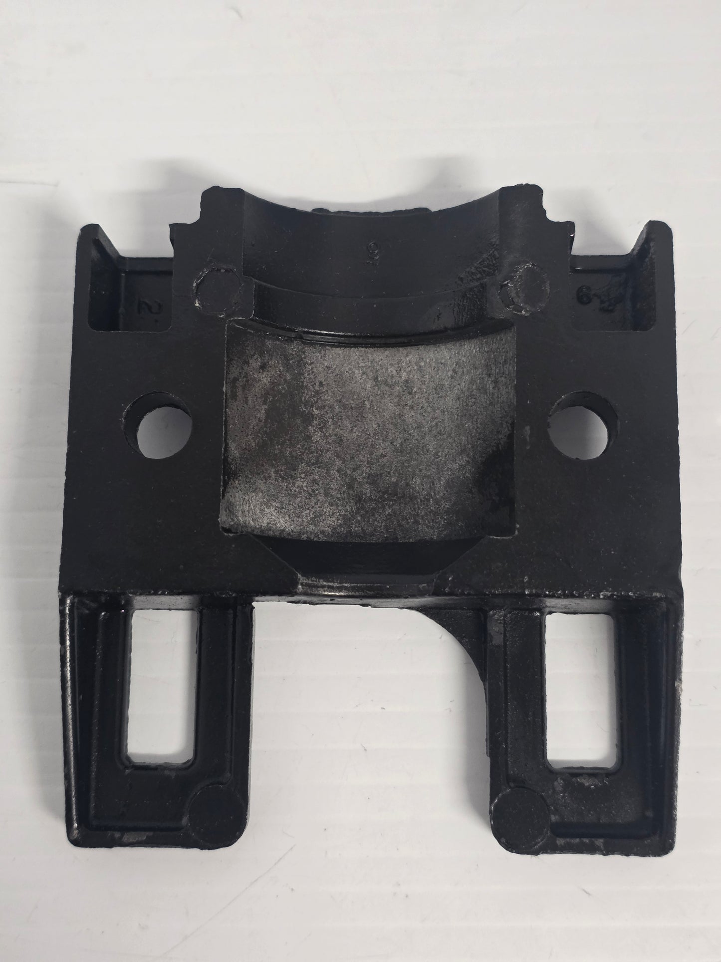 8M0036730 Mercury Clamp | Genuine Used Part