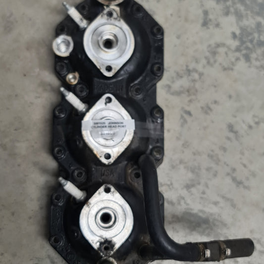 5001526 Johnson Cylinder Head Starboard | Genuine Used Part