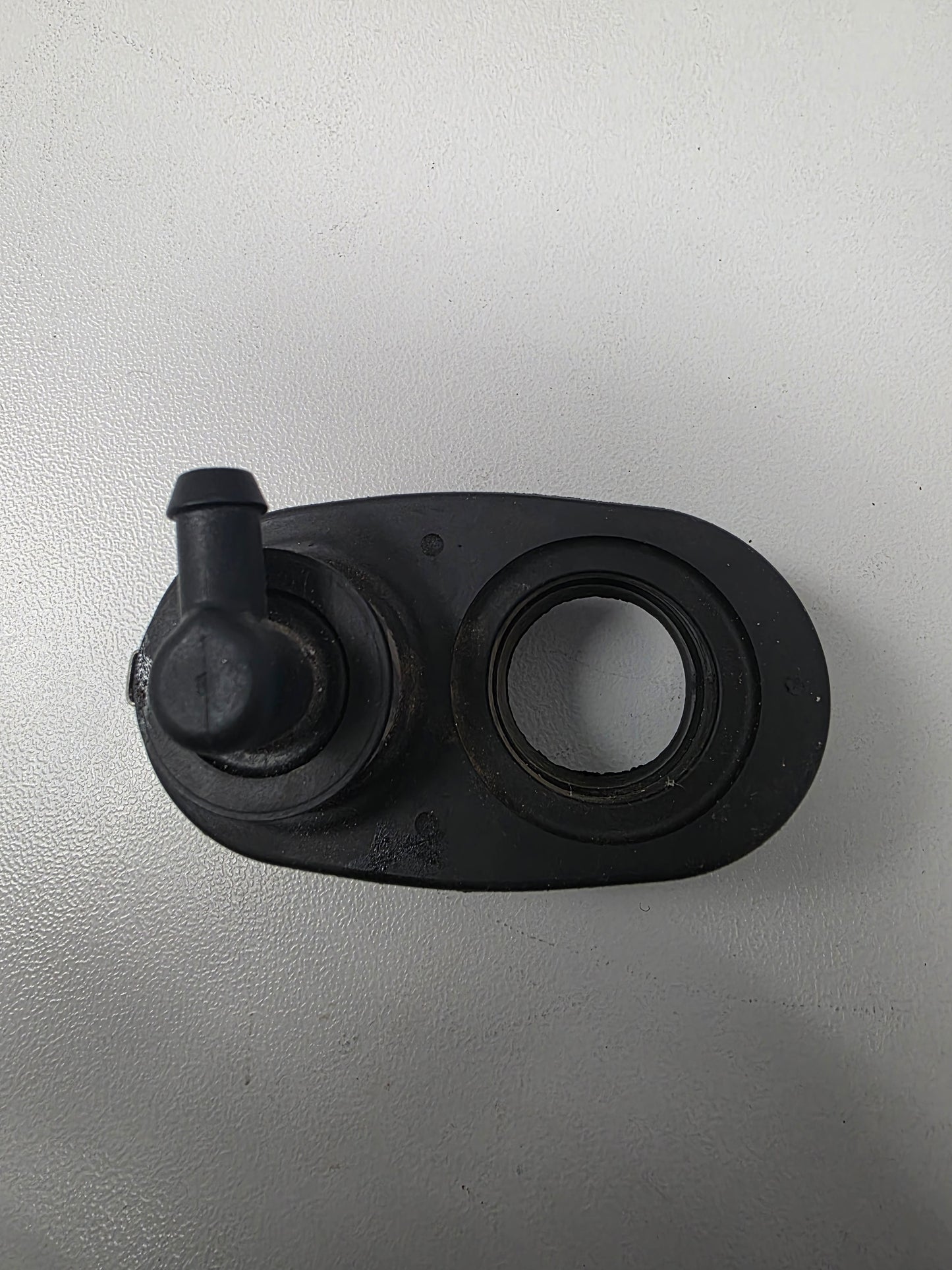 0354162 Evinrude E30 Muffler to Lower Motor Grommet | Genuine Used Part
