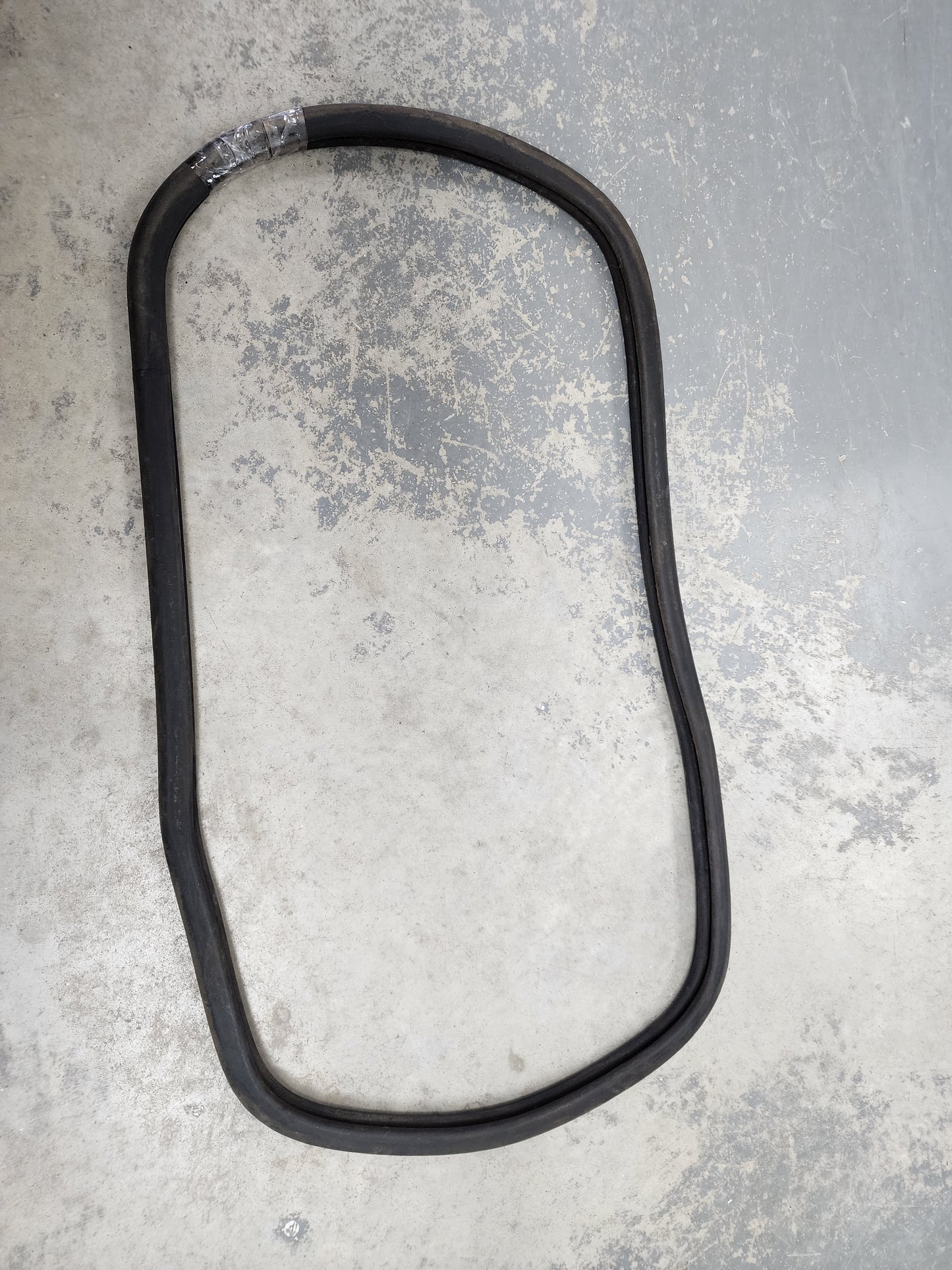 8M0109217 Mercury Cowl Seal | Genuine Used Part