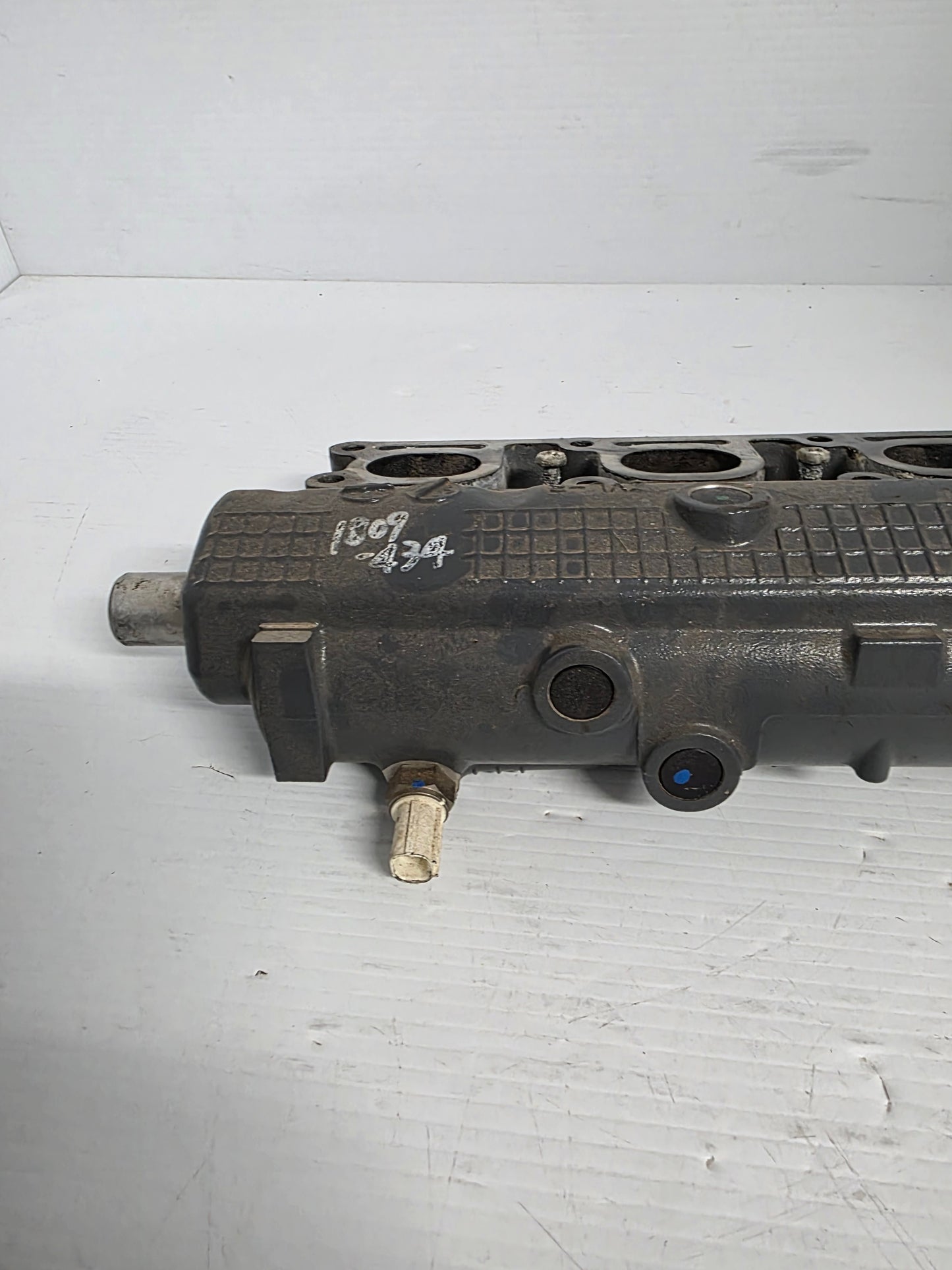 18110-ZVL-000ZA Honda Exhaust Manifold (R) | Genuine Used Part