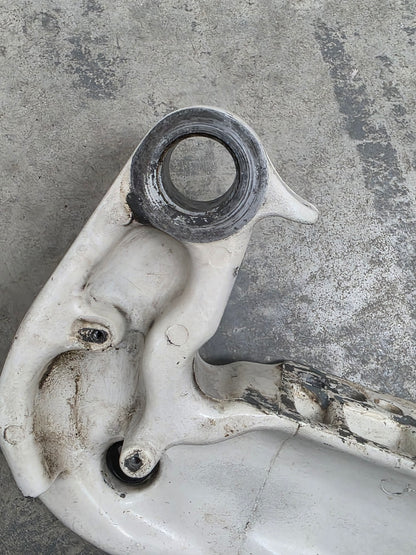 0396309 Johnson 90HP Stern Bracket (Port) | Genuine Used Part
