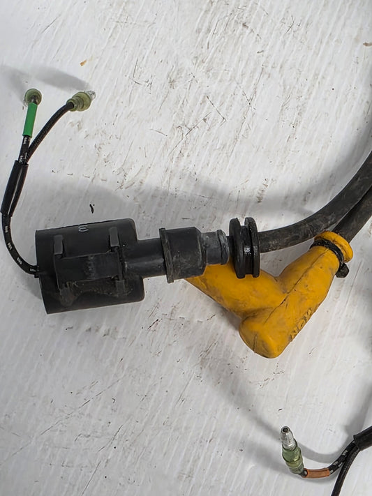 33410-95D00 Suzuki Coil & Leads F6T531 | Genuine Used Part - photo 2 of 7