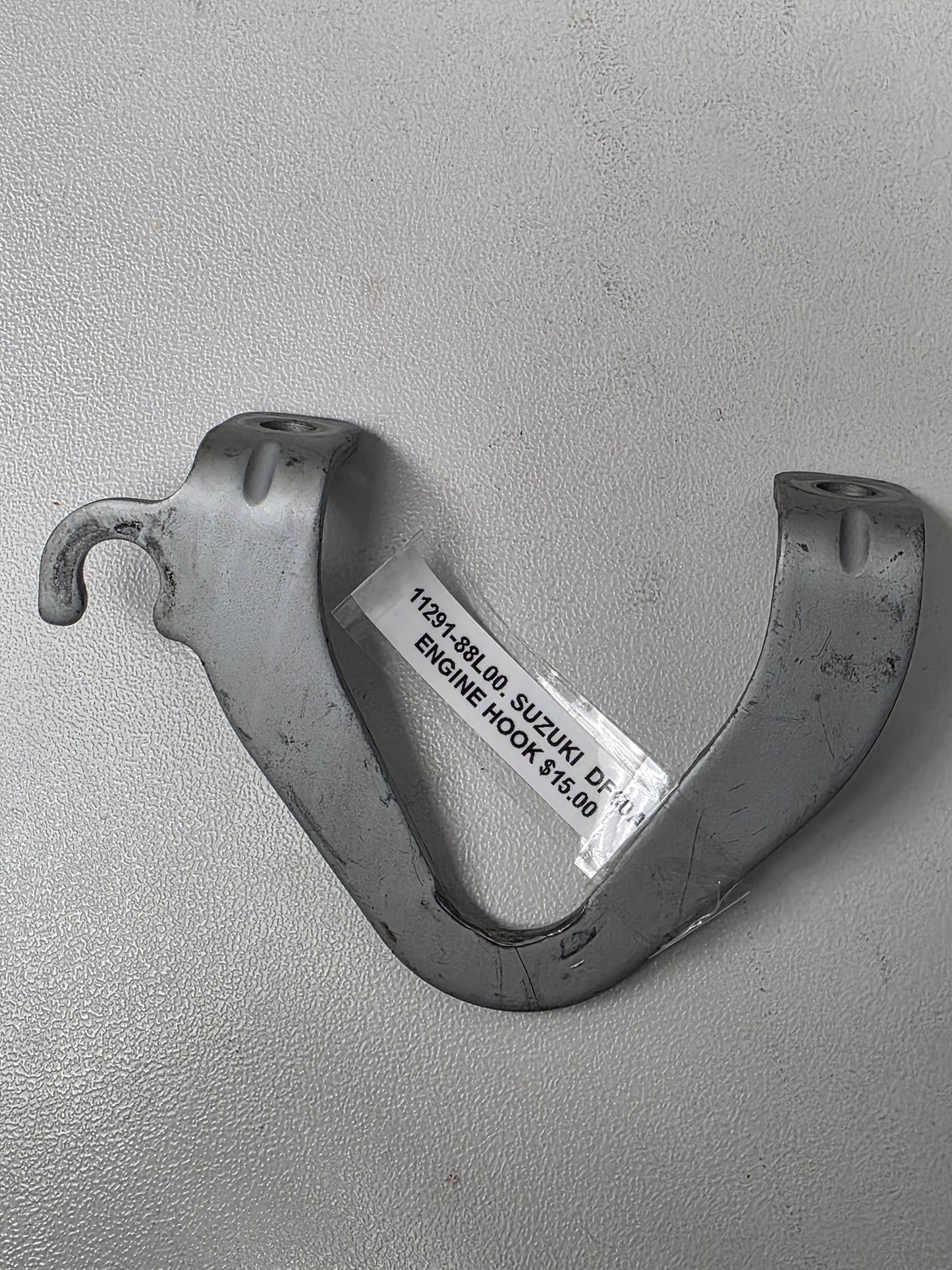 11291-88L00 Suzuki DF60A Engine Hook | Genuine Used Part